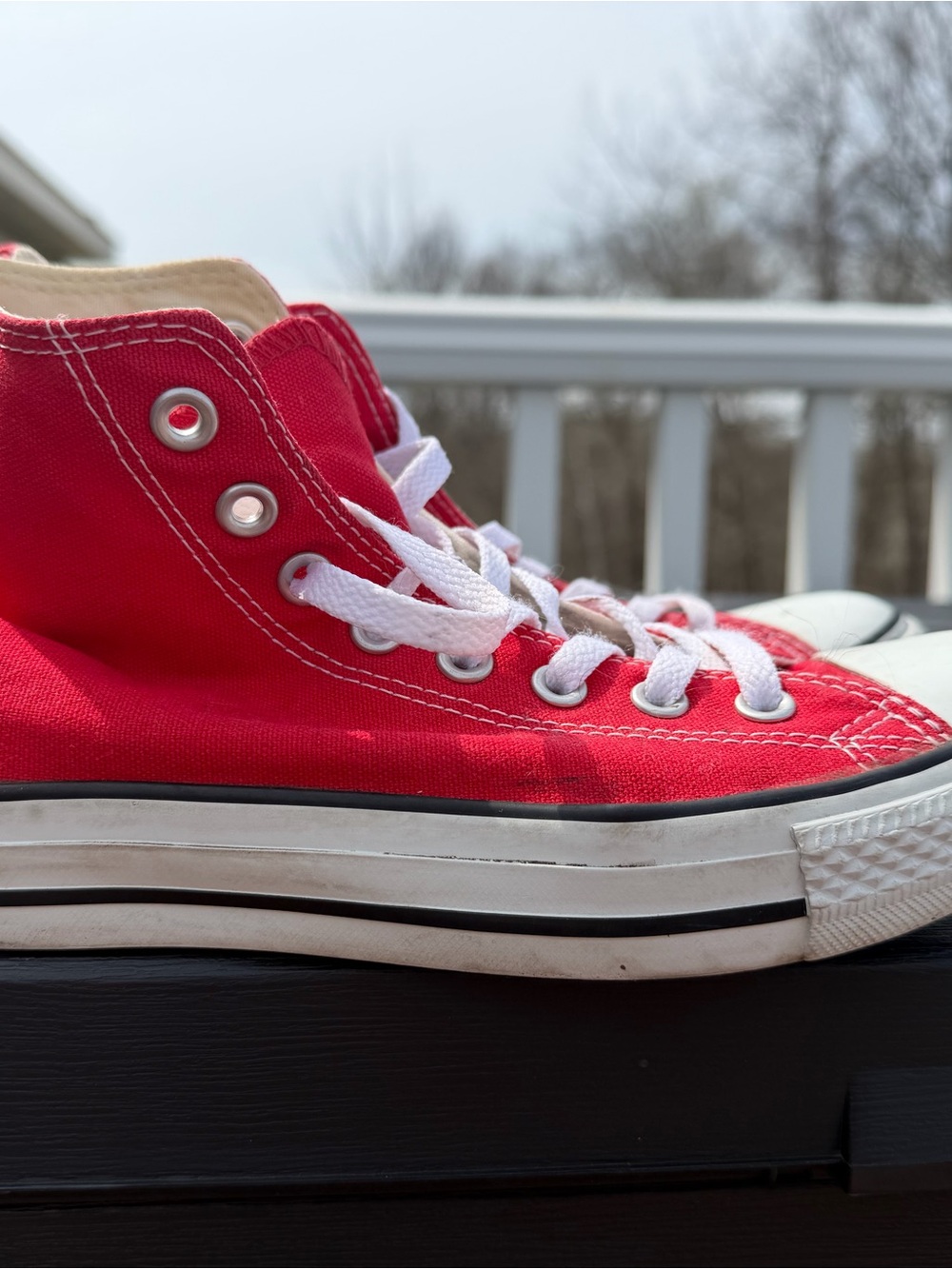 Converse Red High Top Chuck Taylor All Star Sneakers Men’s 7 Woman’s 9 - Picture 4 of 8